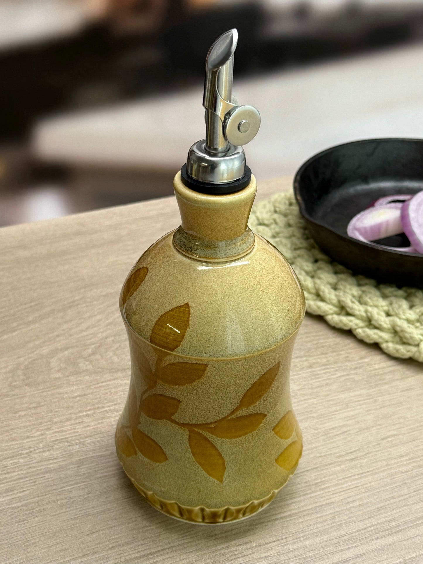 Almond & Amber Leaf Carved Bottle