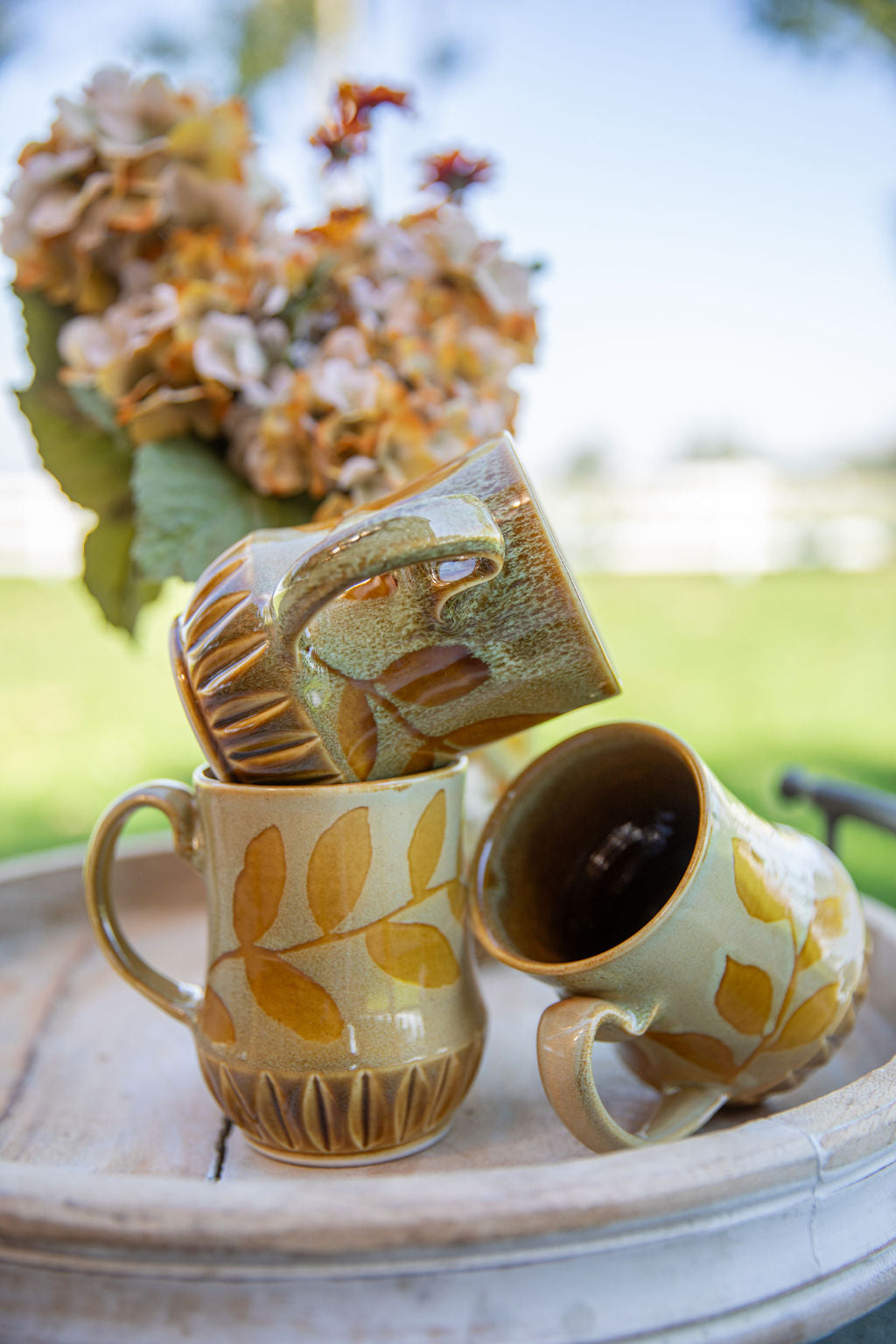 Almond & Amber Leaf Mug